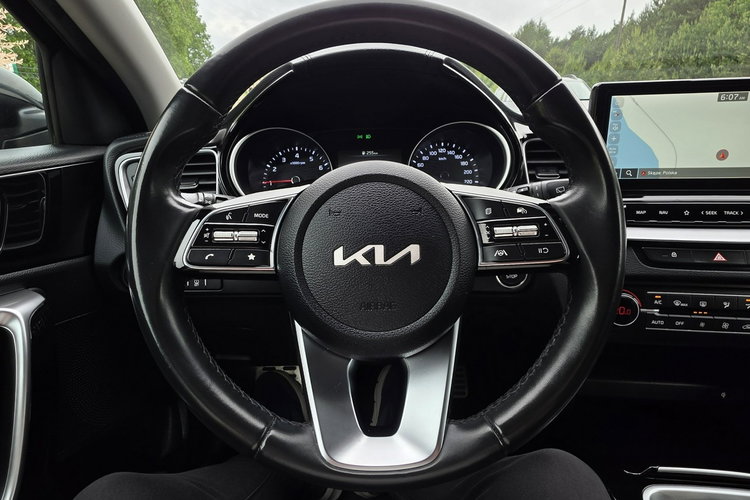 Kia Cee'd 1.0 T-GDI 120KM / I-właściciel / Bezwypadkowa zdjęcie 12