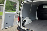 Volkswagen Transporter T6 2.0 TDi Furgon / I-właściciel / / Faktura VAT 23% zdjęcie 12