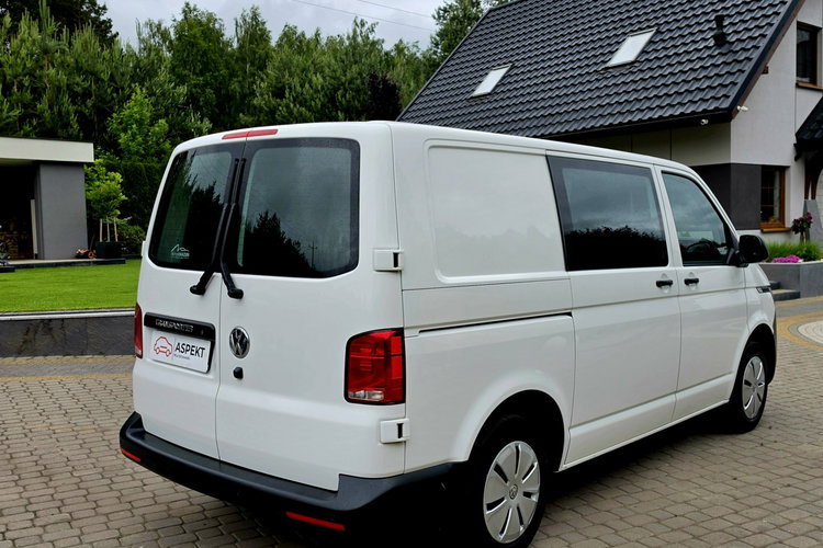 Volkswagen Transporter T6 2.0 TDi Furgon / I-właściciel / / Faktura VAT 23% zdjęcie 3