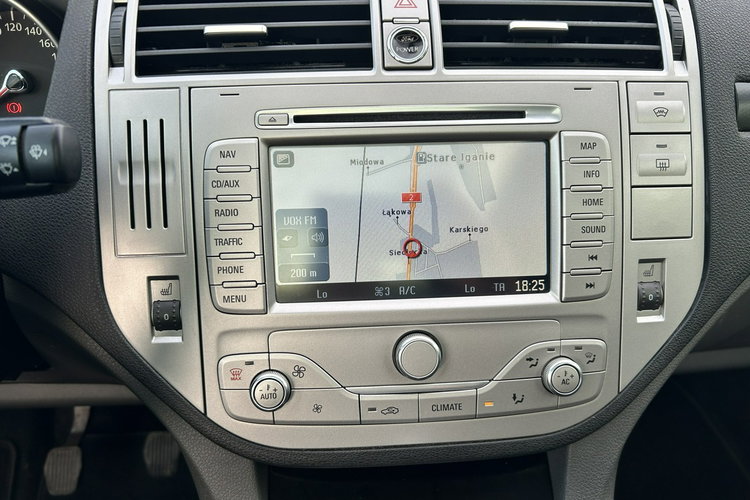 Ford Kuga zdjęcie 17