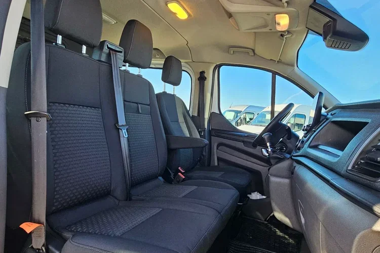 Ford transit-custom L2H1 99999zł NETTO Brygadówka 6 osób 2.0TdCi/131KM zdjęcie 33