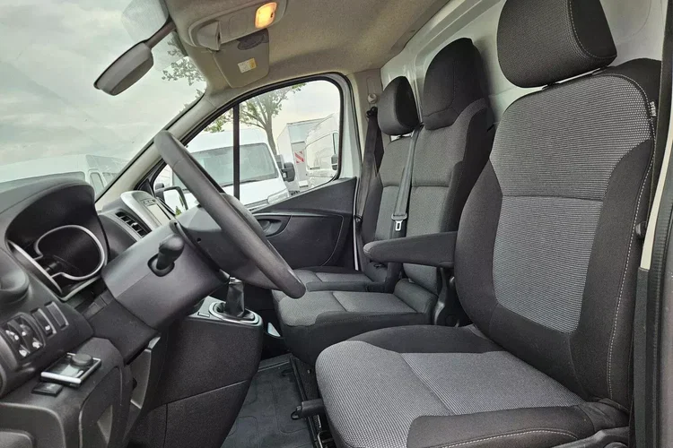 Renault Trafic L2H1 59999zł NETTO 2.0dCi/145KM zdjęcie 22