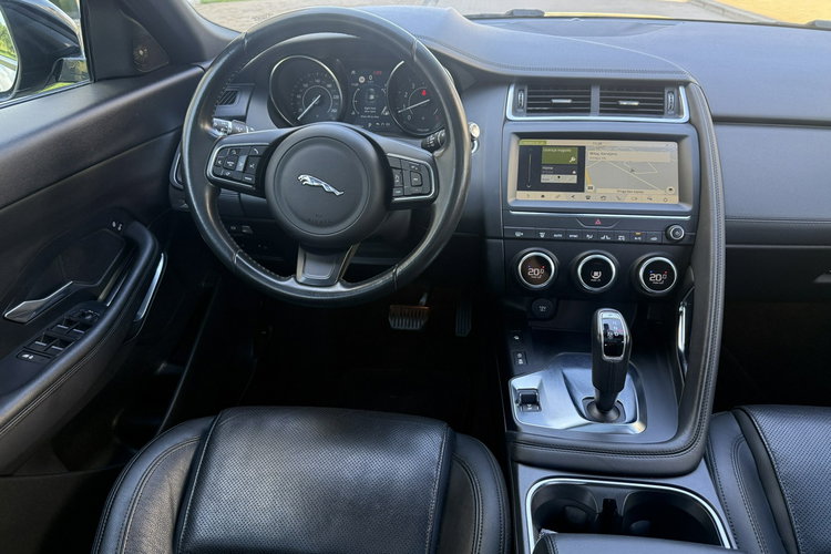 Jaguar E-Pace R-Dynamic S P200 AWD zdjęcie 18