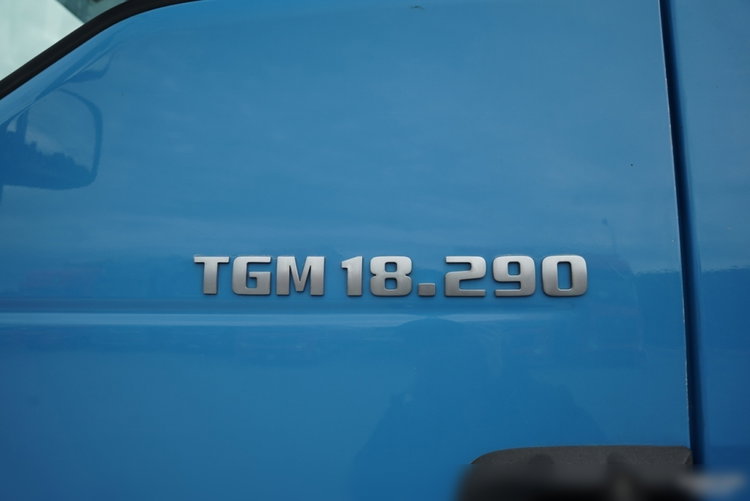 MAN TGM 18.290 / 4X2 / DO PRZEWOZU SZKŁA / HDS HIAB 122 E-2 / PLATFORMA  / UDŹWIG : 4 800 KG / STEROWANIE RADIOWE /   zdjęcie 30