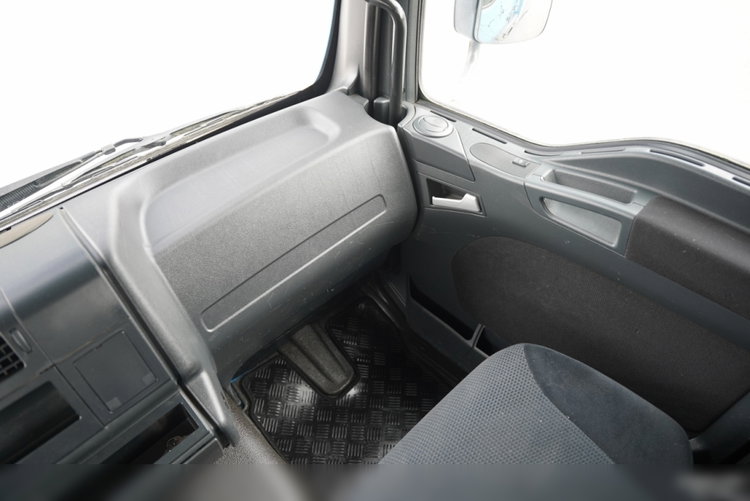 MAN TGM 18.290 / 4X2 / DO PRZEWOZU SZKŁA / HDS HIAB 122 E-2 / PLATFORMA  / UDŹWIG : 4 800 KG / STEROWANIE RADIOWE /   zdjęcie 40