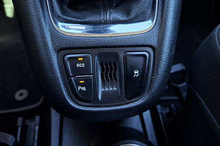 Opel Zafira Klimatronic 2-stref, Nawigacja, 7 osobowy, PDC 2X, Tempomat zdjęcie 25
