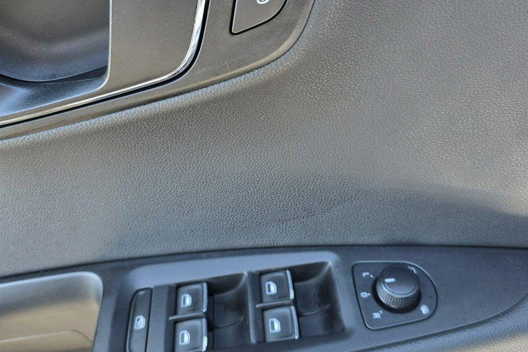 Seat Leon 2.0TDI FR.Automat.Full Led.Navigacja.Alcantara.Tempomat.SERWIS zdjęcie 19