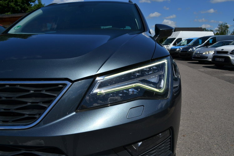 Ateca Seat Ateca 2.0TDI 150koni manual 4X4 bezwypadkowy zdjęcie 17