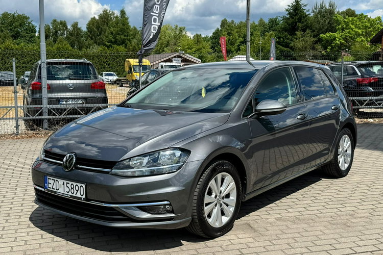 Volkswagen Golf zdjęcie 2