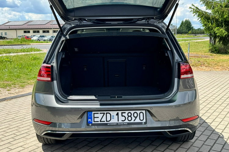 Volkswagen Golf zdjęcie 29