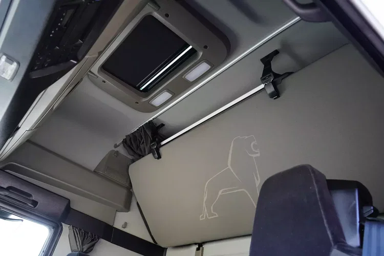 MAN TGX / 18.470 / E 6 / GX / FIRANKA / 19 PALET / RETARDER / ŁAD. 8050 KG zdjęcie 17
