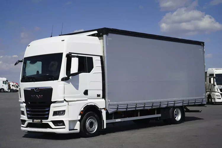 MAN TGX / 18.470 / E 6 / GX / FIRANKA / 19 PALET / RETARDER / ŁAD. 8050 KG zdjęcie 2