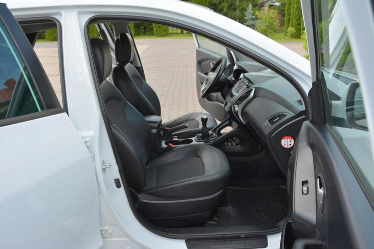 Hyundai ix35 Premium Skóry Navi Kamera Klimatronik LPG Lovato Aso Alu16" zdjęcie 17