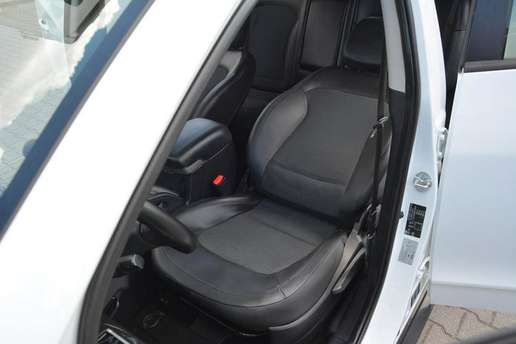 Hyundai ix35 Premium Skóry Navi Kamera Klimatronik LPG Lovato Aso Alu16" zdjęcie 18