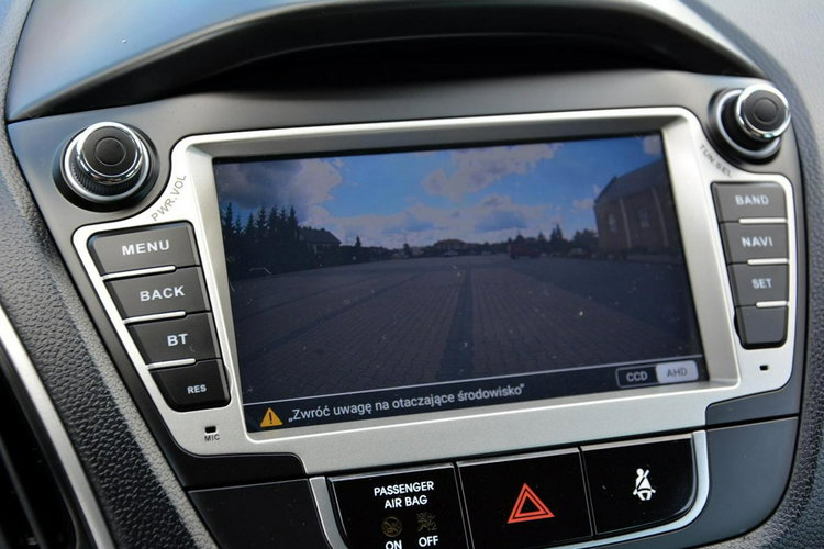 Hyundai ix35 Premium Skóry Navi Kamera Klimatronik LPG Lovato Aso Alu16" zdjęcie 29