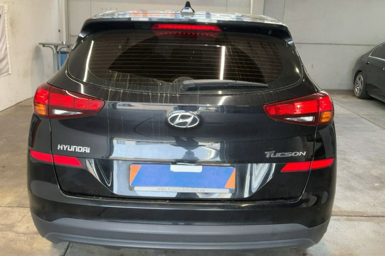 Hyundai Tucson LIFT, Klimatyzacja, Nawigacja, Tempomat, Przyciemniane szyby zdjęcie 5