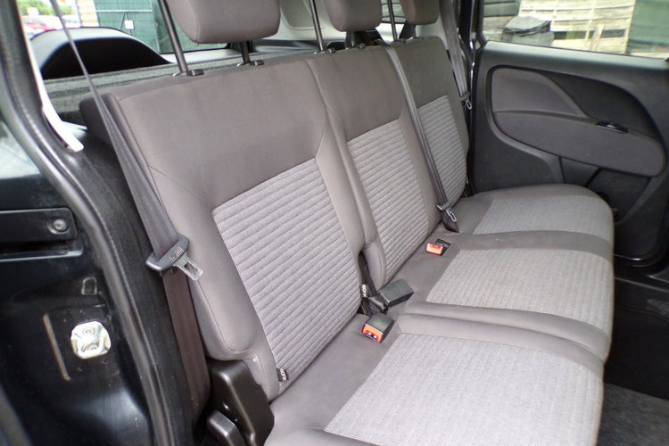 Fiat Doblo Lift /Klimatronic /Gwarancja /2,0 /135KM /2015R zdjęcie 19