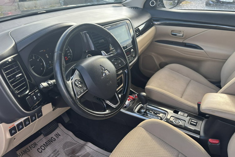 Mitsubishi Outlander I właściciel, salon Polska, serwis ASO, gwarancja 12 miesięcy zdjęcie 19