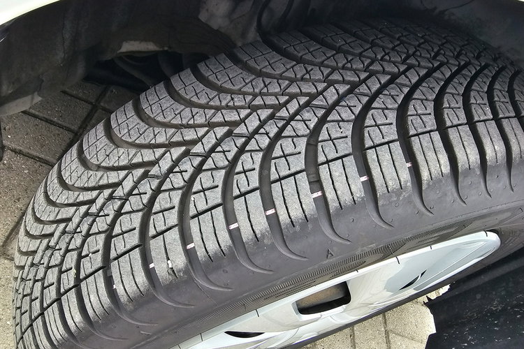 Toyota Yaris Ostrzeganie przed kolizji, kontrola pasa ruchu, zdjęcie 24