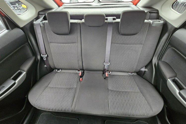 Suzuki Baleno Radar, komendy głosowe, grzane fotele, kontrola pasa ruchu, led zdjęcie 14