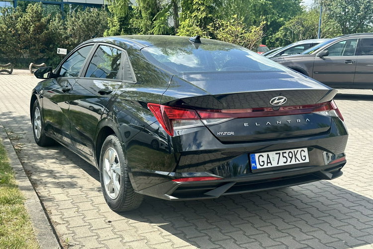 Hyundai Elantra Gwarancja 12 msc / I właściciel / Salon Polska / Automat zdjęcie 8
