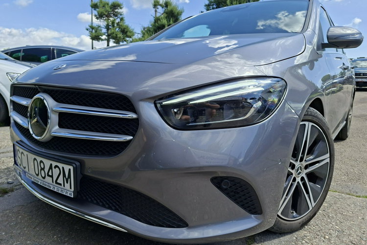 Mercedes B 250 4Matic, Klimatronic, Virt. Cockpit, Burmester, Podgrz fotele, CarPlay zdjęcie 2