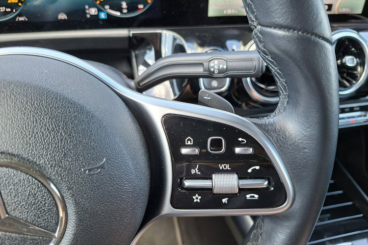 Mercedes B 250 4Matic, Klimatronic, Virt. Cockpit, Burmester, Podgrz fotele, CarPlay zdjęcie 20