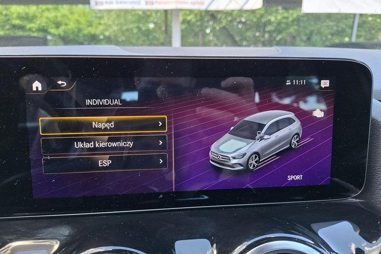 Mercedes B 250 4Matic, Klimatronic, Virt. Cockpit, Burmester, Podgrz fotele, CarPlay zdjęcie 26