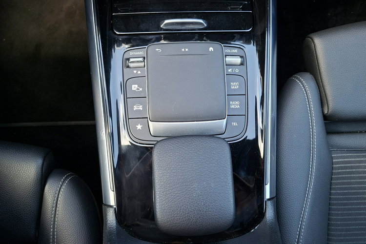 Mercedes B 250 4Matic, Klimatronic, Virt. Cockpit, Burmester, Podgrz fotele, CarPlay zdjęcie 29