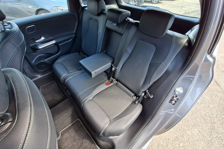 Mercedes B 250 4Matic, Klimatronic, Virt. Cockpit, Burmester, Podgrz fotele, CarPlay zdjęcie 32