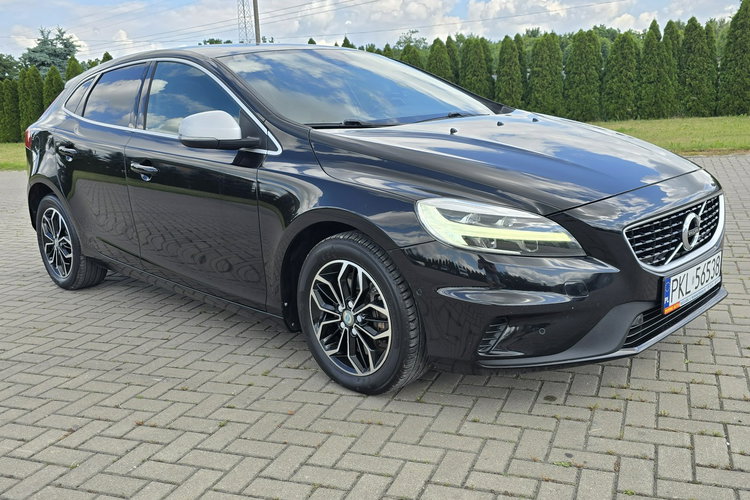 Volvo V40 2.0HDI R-Design.Ledy.Xenony.Automat.Kam.Cof.Navigacja.Alcantara.Skóry. zdjęcie 2