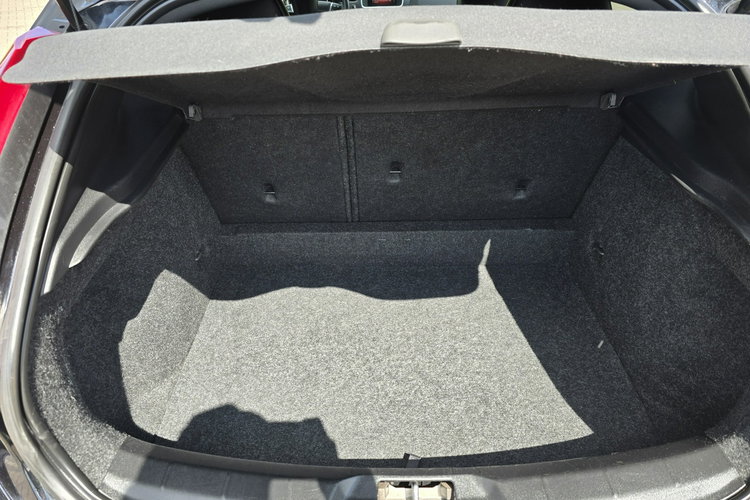 Volvo V40 2.0HDI R-Design.Ledy.Xenony.Automat.Kam.Cof.Navigacja.Alcantara.Skóry. zdjęcie 21