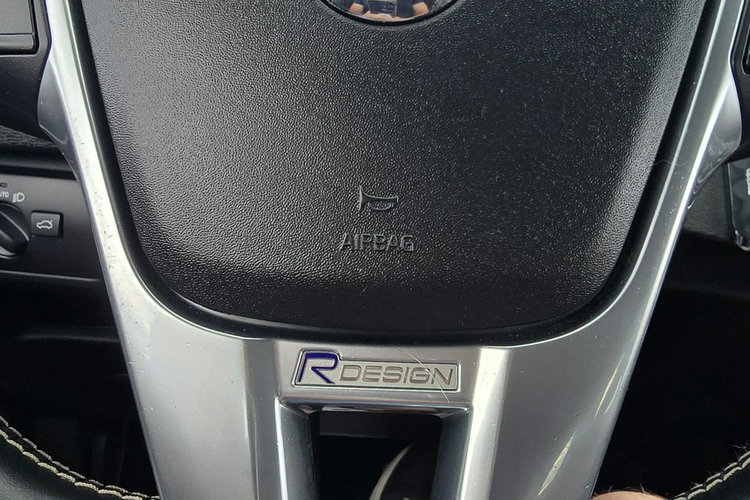 Volvo V40 2.0HDI R-Design.Ledy.Xenony.Automat.Kam.Cof.Navigacja.Alcantara.Skóry. zdjęcie 29