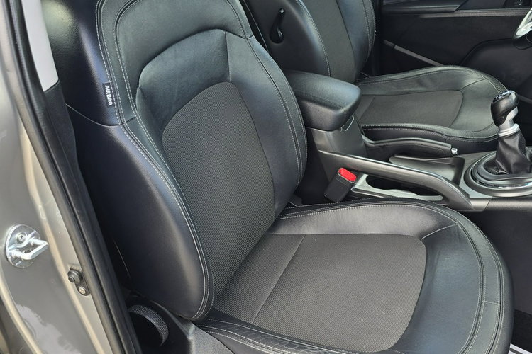 Kia Sportage 1.6Benz Serwis.Ledy.Alufelgi.Klimatr 2 str.Tempoma.Pół-Skóry. zdjęcie 29