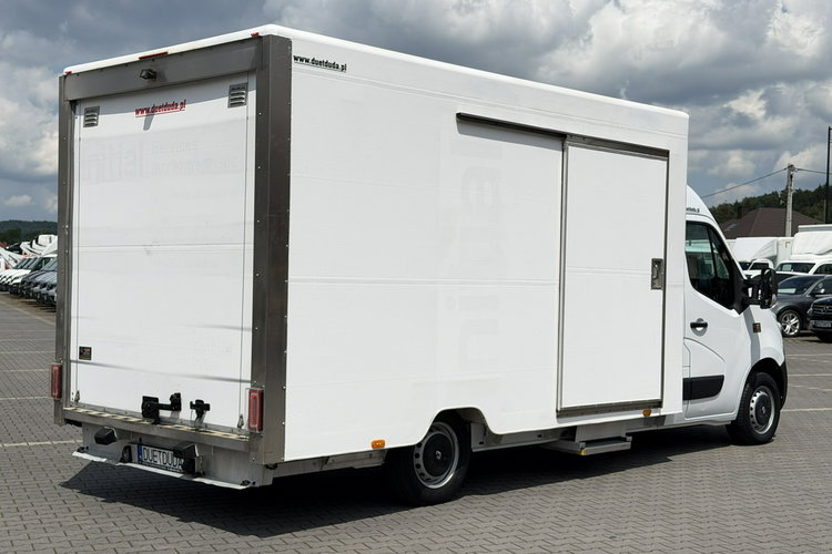 Renault Master 2.3 130KM Kontener Niskopodłogowy Sklep Bar Kamper Foodtruc Koniowóz zdjęcie 14