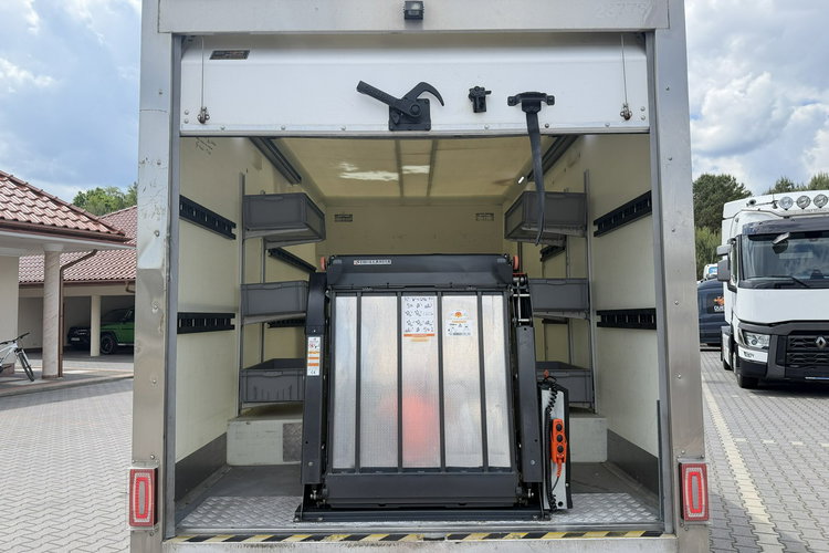 Renault Master 2.3 130KM Kontener Niskopodłogowy Sklep Bar Kamper Foodtruc Koniowóz zdjęcie 16