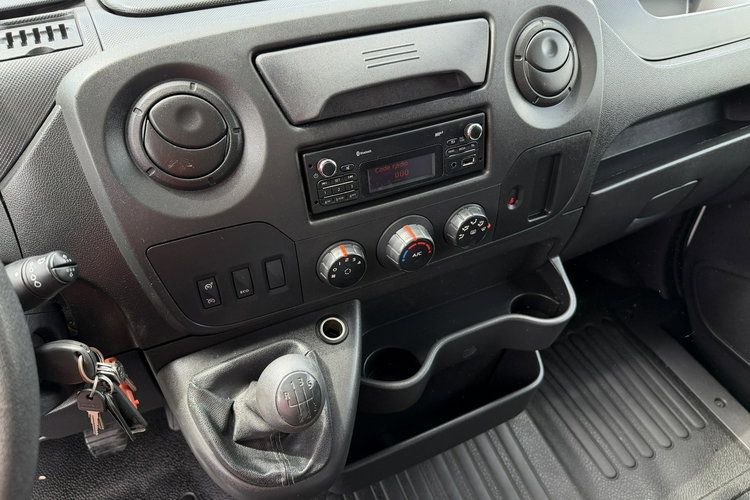 Renault Master 2.3 130KM Kontener Niskopodłogowy Sklep Bar Kamper Foodtruc Koniowóz zdjęcie 27