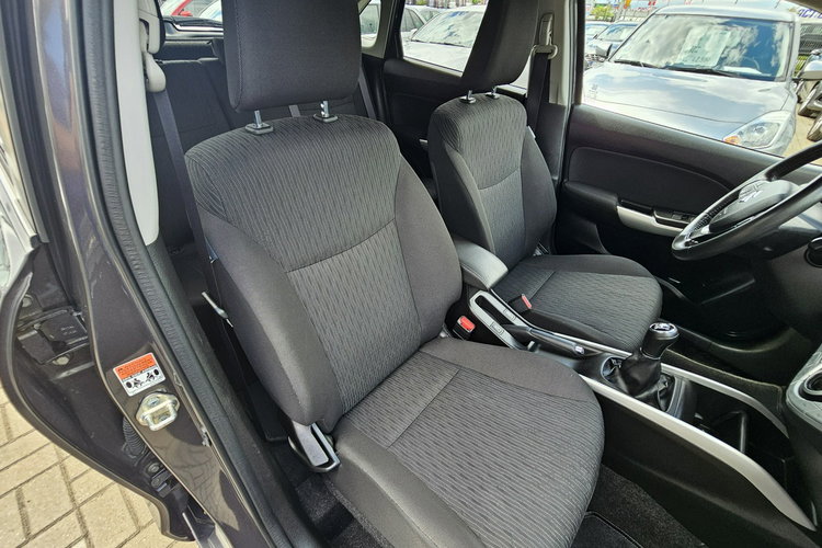 Suzuki Baleno Radar, komendy głosowe, grzane fotele, kontrola pasa ruchu, led zdjęcie 11