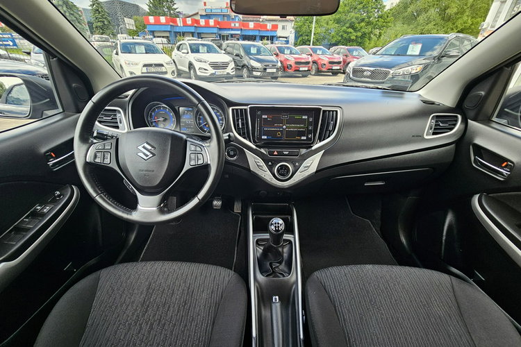 Suzuki Baleno Radar, komendy głosowe, grzane fotele, kontrola pasa ruchu, led zdjęcie 16