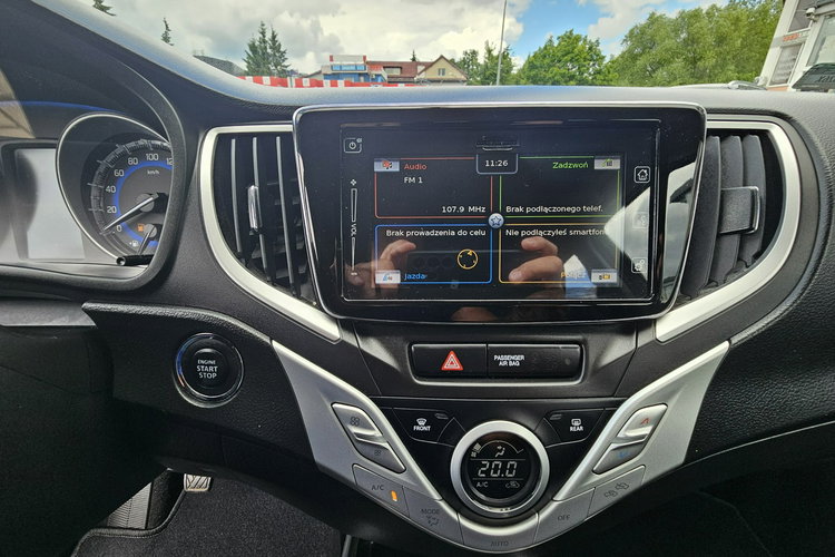 Suzuki Baleno Radar, komendy głosowe, grzane fotele, kontrola pasa ruchu, led zdjęcie 24