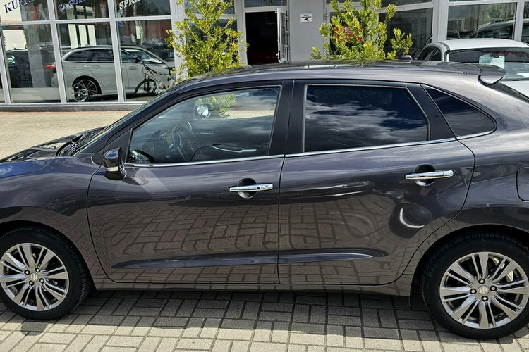 Suzuki Baleno Radar, komendy głosowe, grzane fotele, kontrola pasa ruchu, led zdjęcie 7
