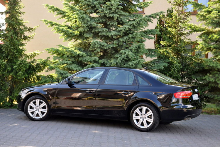 Audi A4 2.0TDI(143KM)*Bi-Xenon*Led*Navi*Welur*Parktronik*I Wł*Alu17"ASO zdjęcie 13