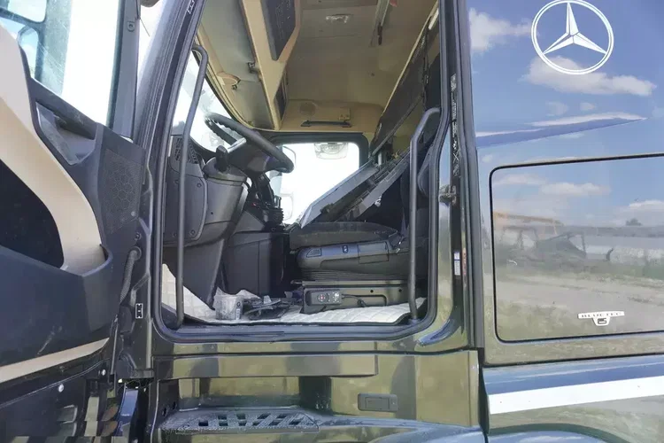 Mercedes Actros 2545 GIGA / bez silnika zdjęcie 13