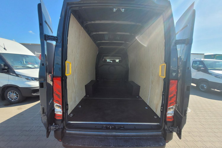 Iveco Daily zdjęcie 14