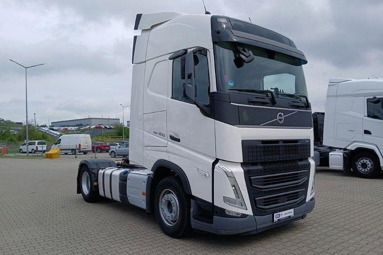 VOLVO FH zdjęcie 2