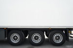 Schmitz CARGOBULL / CHŁODNIA / CARRIER MAXIMA 1300 / OŚ PODNOSZONA / KOSZ NA PALETY zdjęcie 26