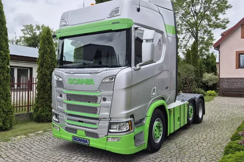 Scania R450
