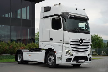 Mercedes Actros