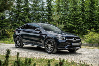 Mercedes GLC 200 4-MATIC EQ Boost / Bogata wersja / Bezwypadkowy / Austria / 2 kpl kół