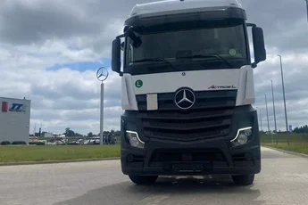 Mercedes Actros